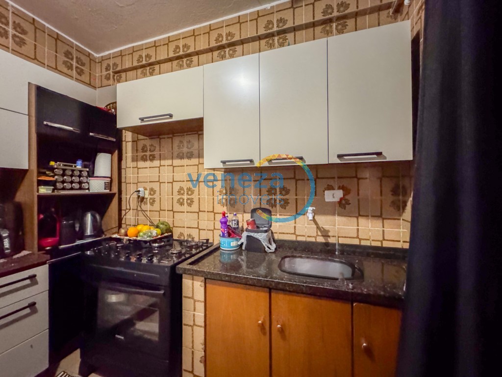 Apartamento à venda no bairro Centro de Londrina com 50.24m<sup>2</sup> útil, 2 quartos