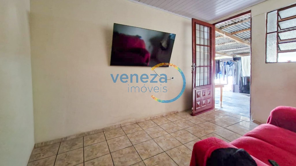 Casa Residencial à venda no bairro Santa Rita de Londrina com 100m<sup>2</sup> útil, 3 quartos, 1 vaga de garagem