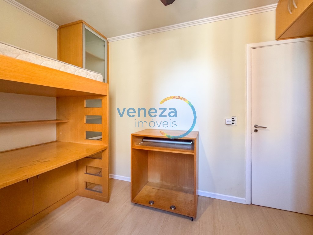 Apartamento à venda no bairro Centro de Londrina com 81.06m<sup>2</sup> útil, 3 quartos, 1 vaga de garagem