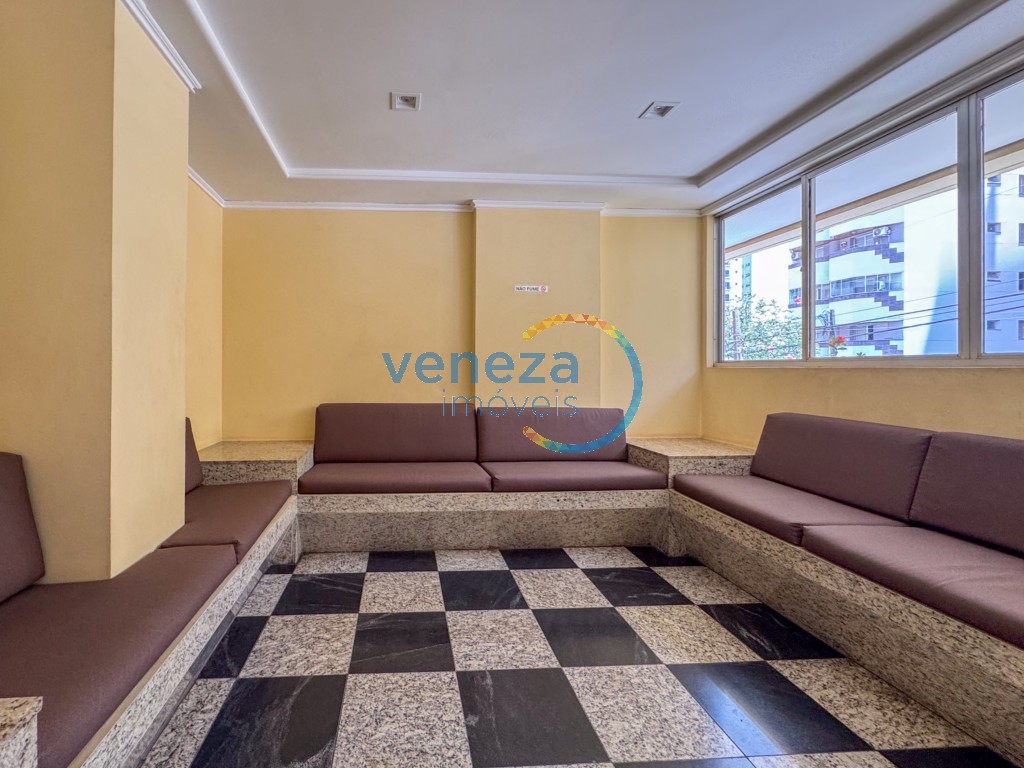 Apartamento à venda no bairro Centro de Londrina com 81.06m<sup>2</sup> útil, 3 quartos, 1 vaga de garagem
