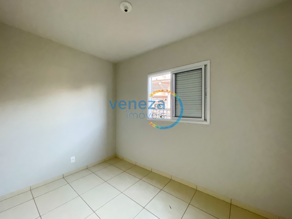 Apartamento à venda no bairro Gleba Esperanca de Londrina com 44m<sup>2</sup> útil, 2 quartos, 1 vaga de garagem
