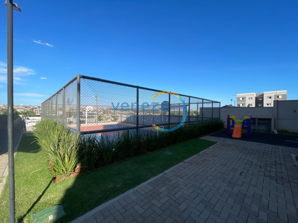 Apartamento à venda no bairro Gleba Esperanca de Londrina com 44m<sup>2</sup> útil, 2 quartos, 1 vaga de garagem