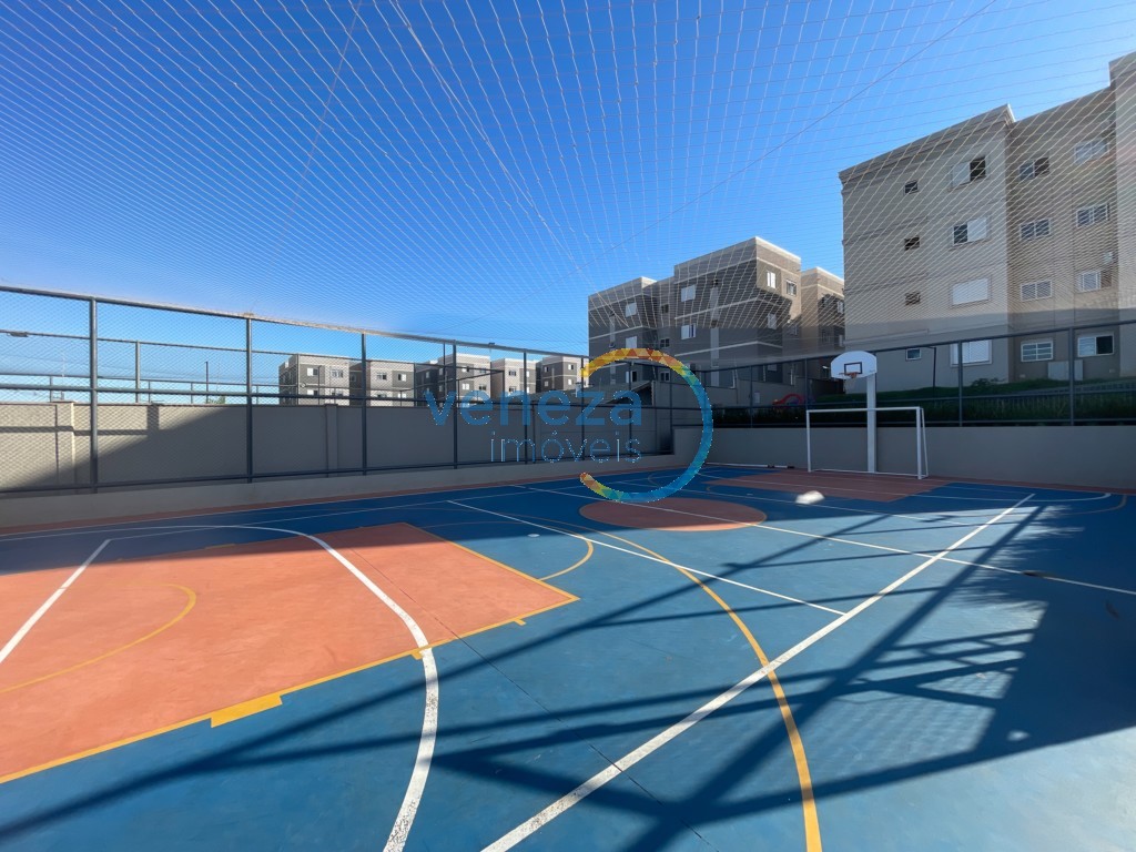 Apartamento à venda no bairro Gleba Esperanca de Londrina com 44m<sup>2</sup> útil, 2 quartos, 1 vaga de garagem