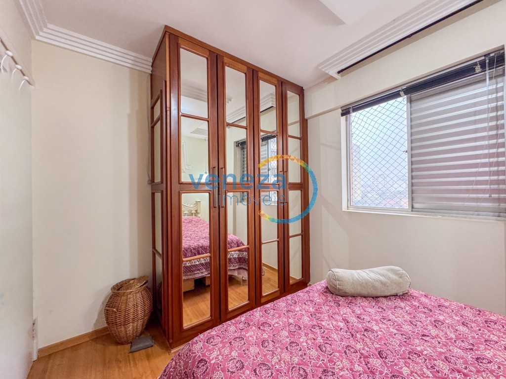 Apartamento à venda no bairro Centro de Londrina com 76.81m<sup>2</sup> útil, 3 quartos, 1 vaga de garagem