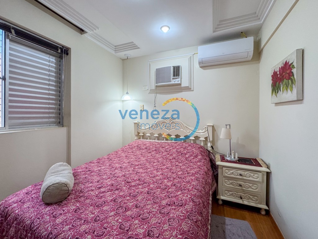 Apartamento à venda no bairro Centro de Londrina com 76.81m<sup>2</sup> útil, 3 quartos, 1 vaga de garagem