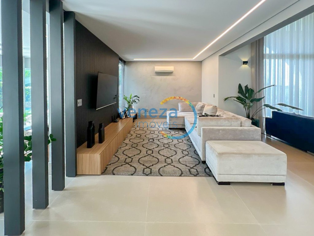 Casa Residencial à venda no bairro Gleba Palhano de Londrina com 485m<sup>2</sup> útil, 2 quartos, 2 vagas de garagem