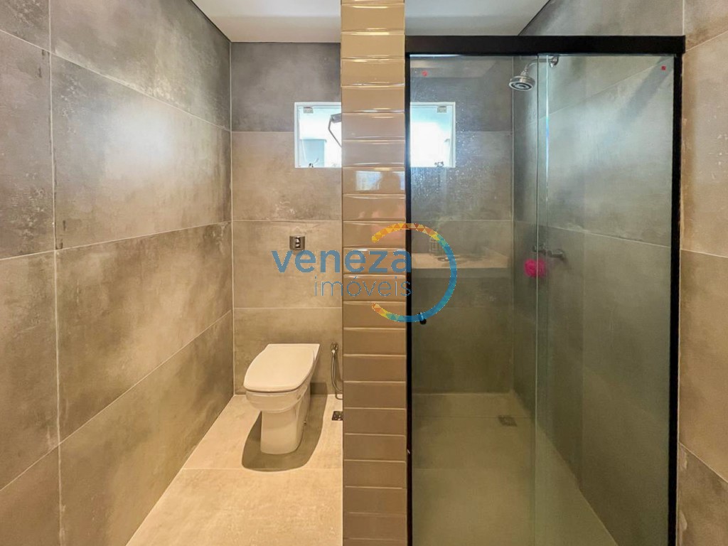 Casa Residencial à venda no bairro Gleba Palhano de Londrina com 485m<sup>2</sup> útil, 2 quartos, 2 vagas de garagem