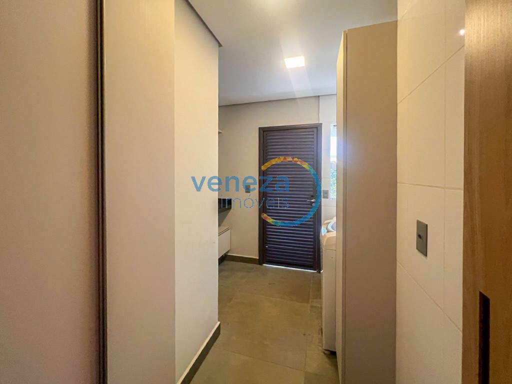 Casa Residencial à venda no bairro Gleba Palhano de Londrina com 485m<sup>2</sup> útil, 2 quartos, 2 vagas de garagem