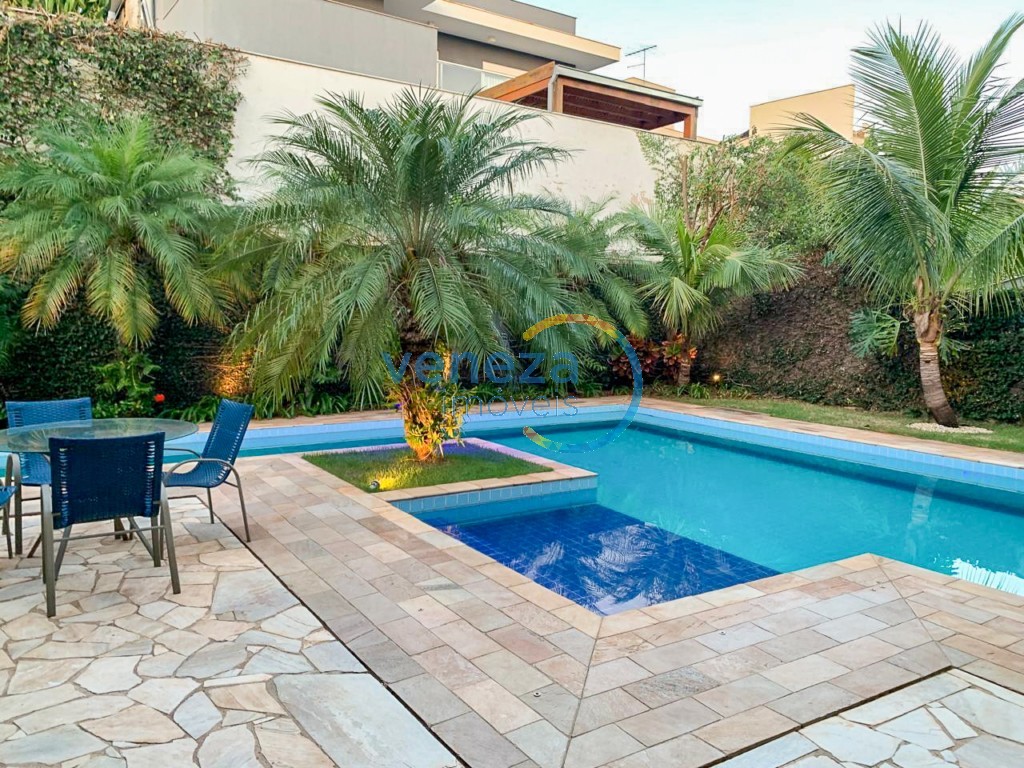 Casa Residencial à venda no bairro Gleba Palhano de Londrina com 485m<sup>2</sup> útil, 2 quartos, 2 vagas de garagem