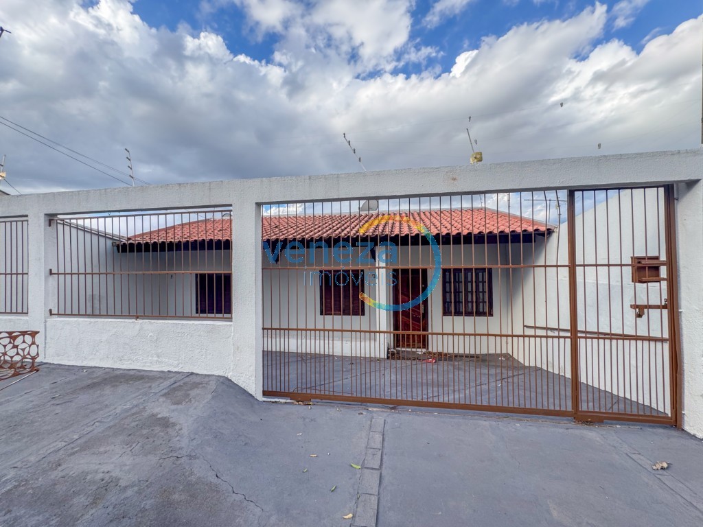 Casa Residencial para venda no Ernani de Moura Lima em Londrina com 150m² por R$ 250.000,00