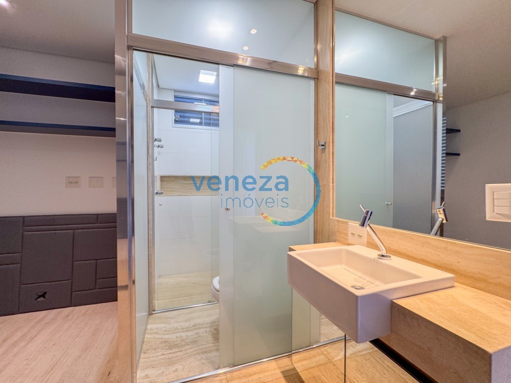 Apartamento à venda no bairro Centro de Londrina com 318.57m<sup>2</sup> útil, 4 quartos, 3 vagas de garagem
