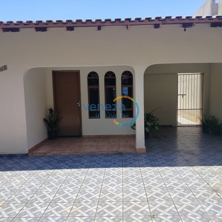Casa Residencial à venda no bairro Nova Olinda de Londrina com 147m<sup>2</sup> útil, 3 quartos, 3 vagas de garagem