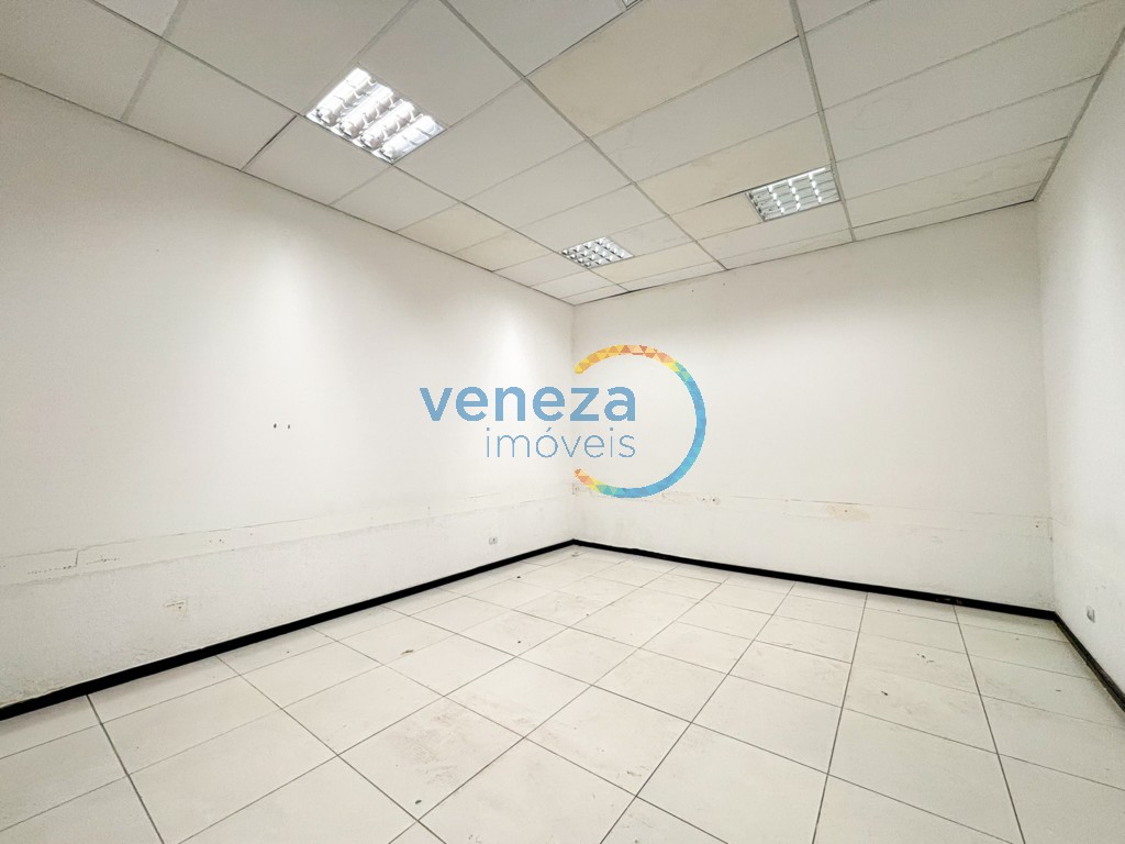 Salão-loja para locação no bairro Centro de Londrina - Foto 15