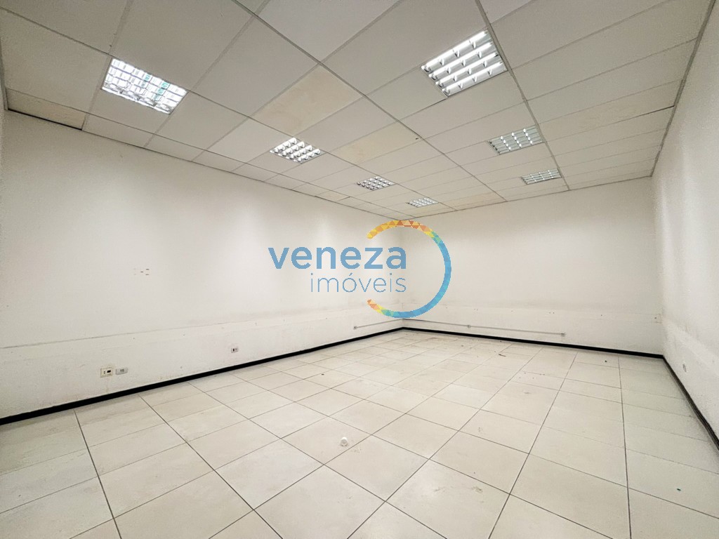 Salão-loja para locação no bairro Centro de Londrina - Foto 18