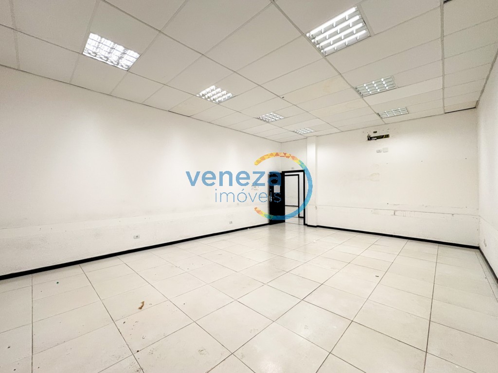 Salão-loja para locação no bairro Centro de Londrina - Foto 20