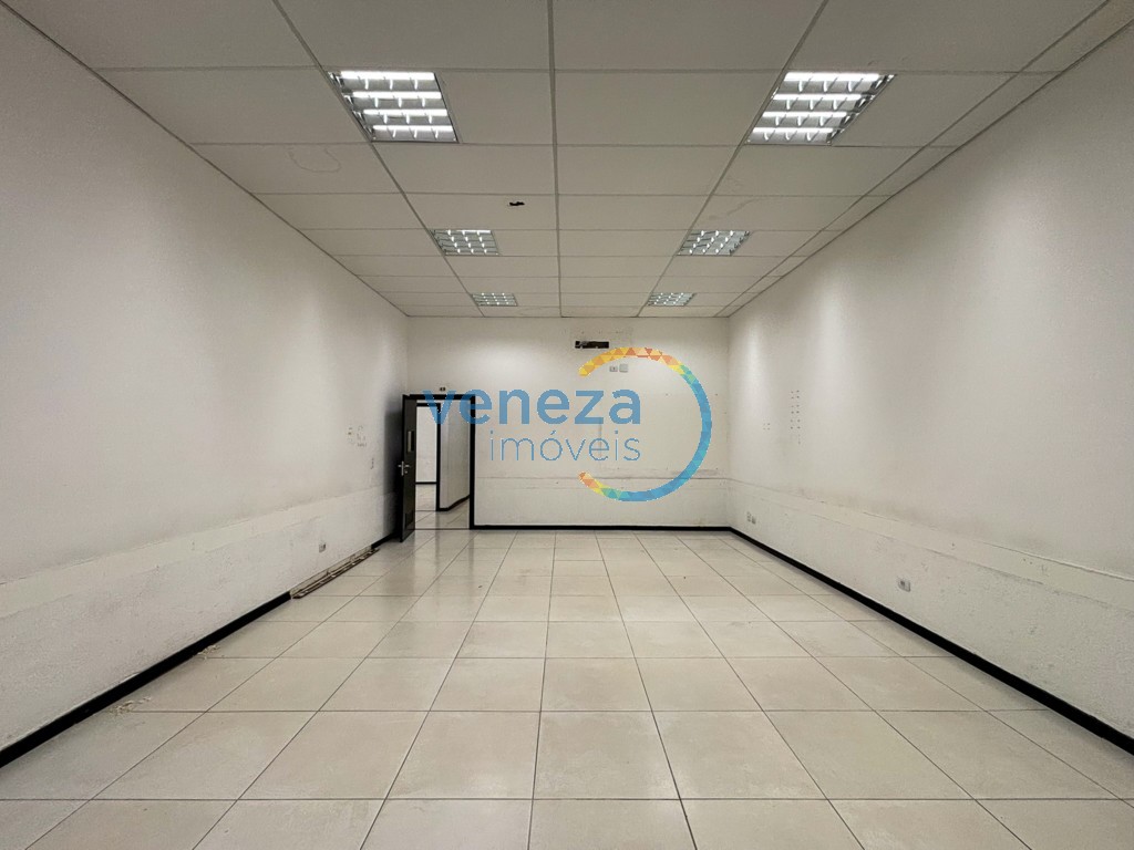 Salão-loja para locação no bairro Centro de Londrina - Foto 29