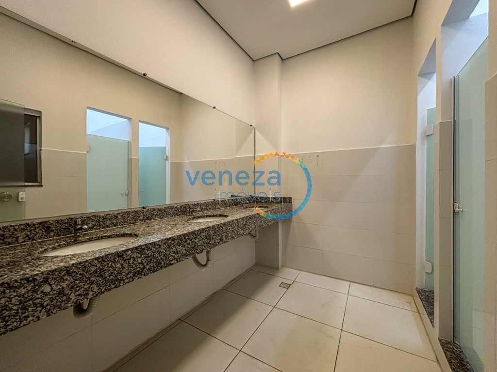 Salão-loja para locação no bairro Centro de Londrina - Foto 33