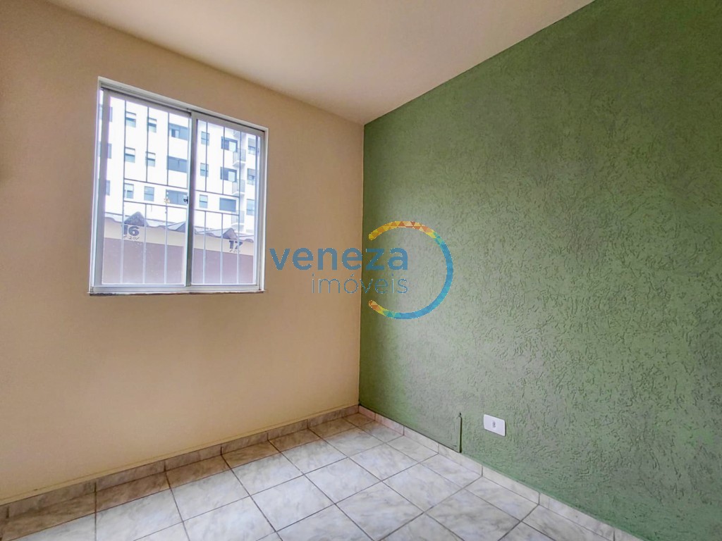 Apartamento à venda no bairro Jamaica de Londrina com 70.07m<sup>2</sup> útil, 3 quartos, 1 vaga de garagem