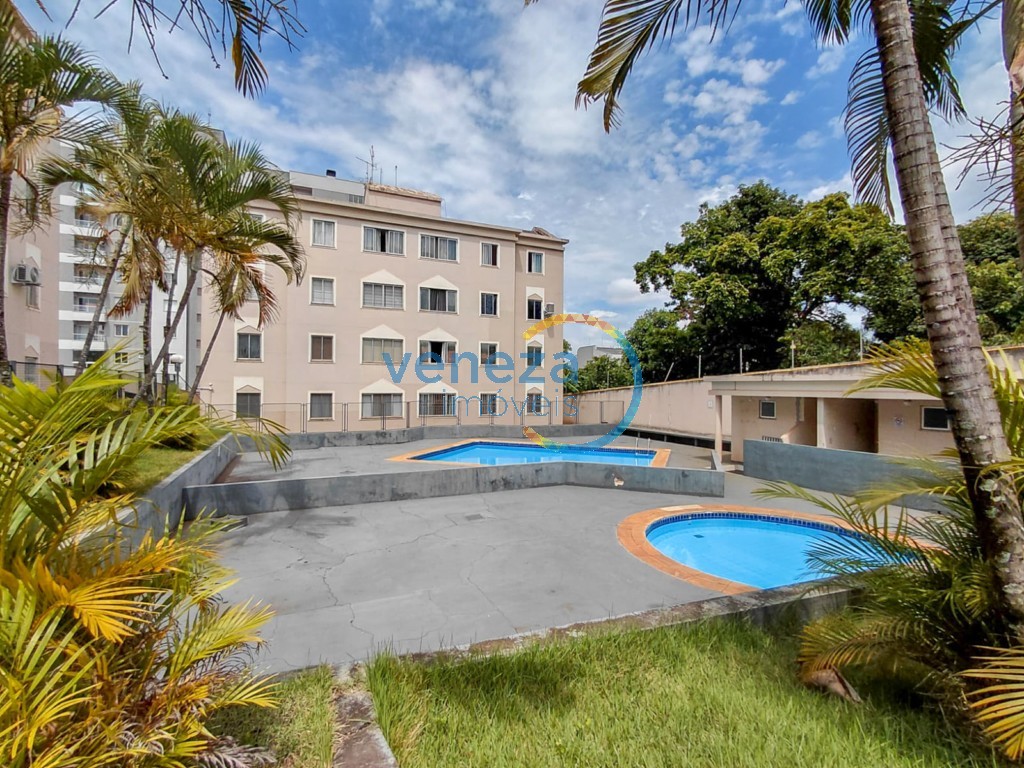 Apartamento à venda no bairro Jamaica de Londrina com 70.07m<sup>2</sup> útil, 3 quartos, 1 vaga de garagem