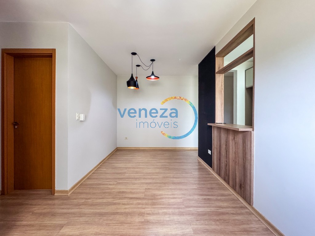 Apartamento à venda no bairro Gleba Palhano de Londrina com 46.65m<sup>2</sup> útil, 2 quartos, 1 vaga de garagem