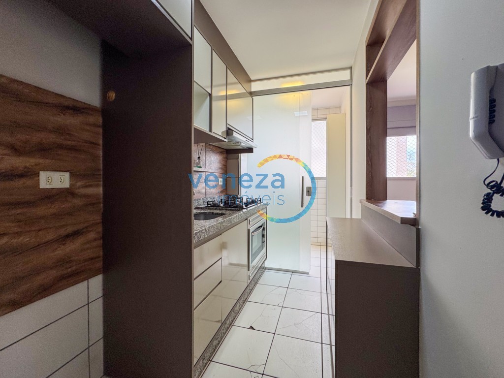 Apartamento à venda no bairro Gleba Palhano de Londrina com 46.65m<sup>2</sup> útil, 2 quartos, 1 vaga de garagem