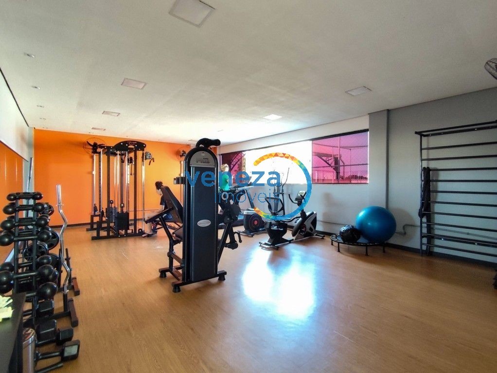 Apartamento à venda no bairro Gleba Palhano de Londrina com 46.65m<sup>2</sup> útil, 2 quartos, 1 vaga de garagem