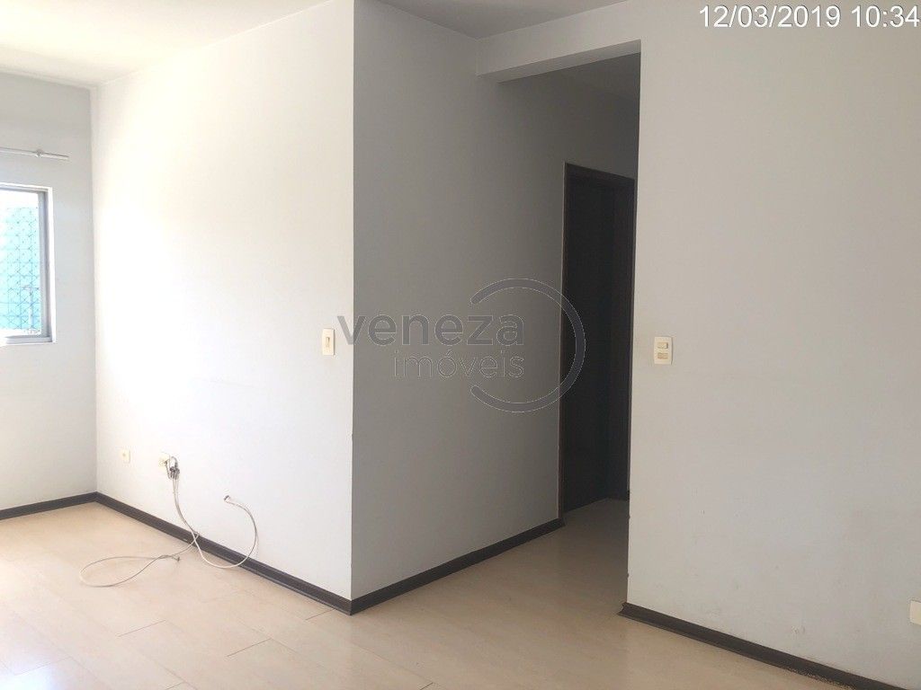 Apartamento à venda no bairro Campo Belo de Londrina com 61.2m<sup>2</sup> útil, 3 quartos, 1 vaga de garagem