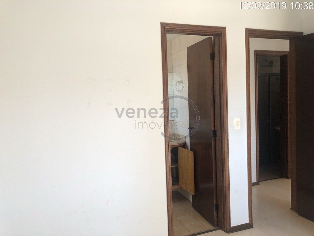 Apartamento à venda no bairro Campo Belo de Londrina com 61.2m<sup>2</sup> útil, 3 quartos, 1 vaga de garagem