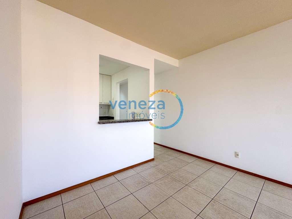 Apartamento para locação no bairro Centro de Londrina com 73m<sup>2</sup> útil, 3 quartos, 2 vagas de garagem