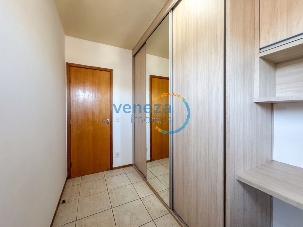 Apartamento para locação no bairro Centro de Londrina com 73m<sup>2</sup> útil, 3 quartos, 2 vagas de garagem