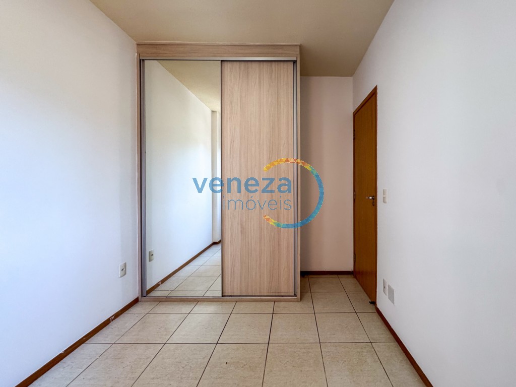 Apartamento para locação no bairro Centro de Londrina com 73m<sup>2</sup> útil, 3 quartos, 2 vagas de garagem