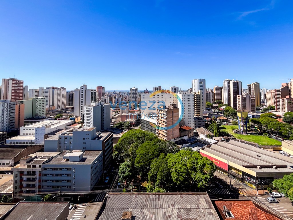 Apartamento para locação no bairro Centro de Londrina com 66.66m<sup>2</sup> útil, 3 quartos, 2 vagas de garagem