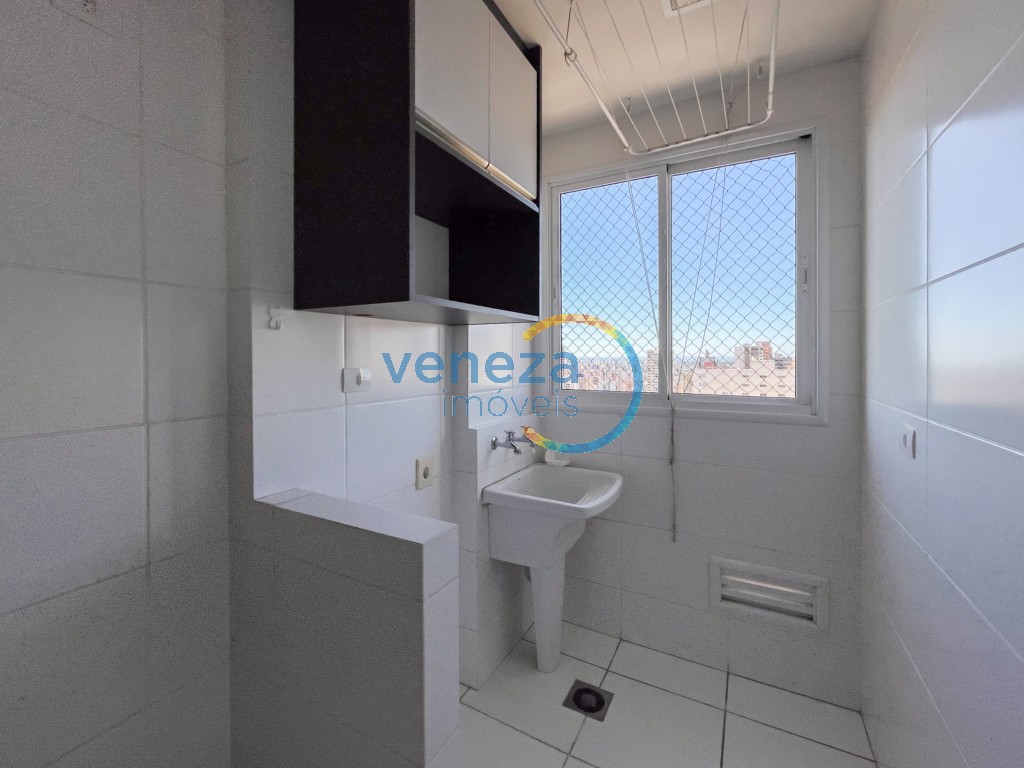 Apartamento para locação no bairro Centro de Londrina com 66.66m<sup>2</sup> útil, 3 quartos, 2 vagas de garagem