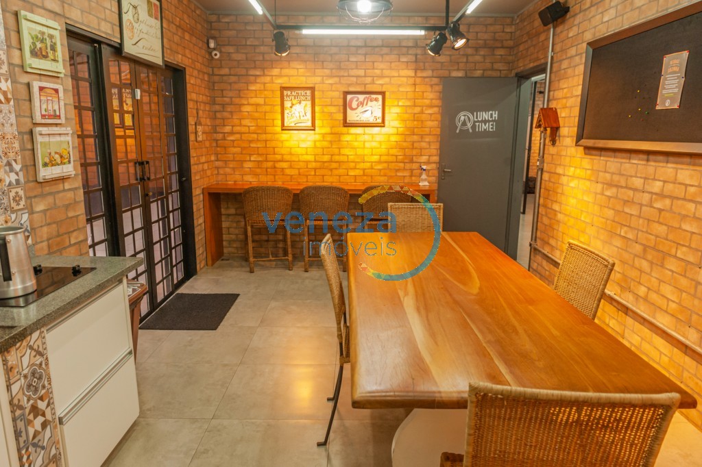 Prédio Comercial para locação no bairro Europa de Londrina com 650.76m<sup>2</sup> útil