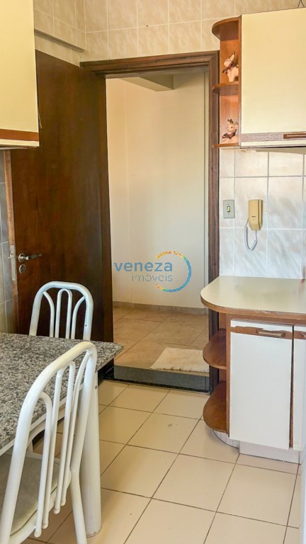 Apartamento à venda no bairro Londrilar de Londrina com 100m<sup>2</sup> útil, 3 quartos, 1 vaga de garagem