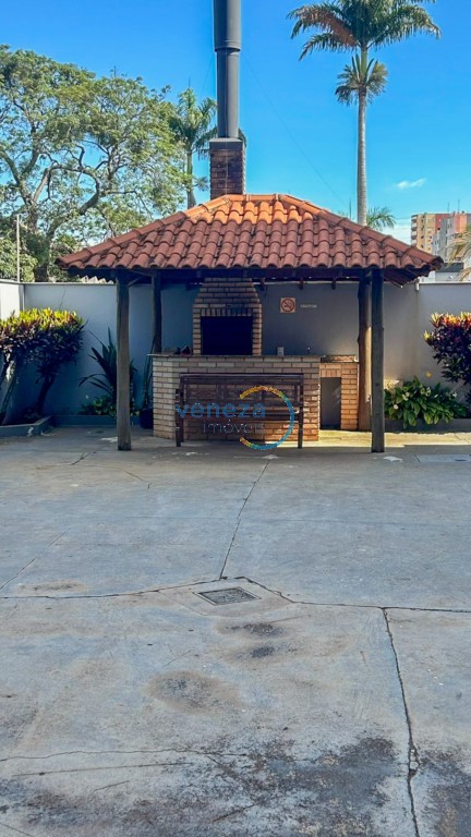 Apartamento à venda no bairro Londrilar de Londrina com 100m<sup>2</sup> útil, 3 quartos, 1 vaga de garagem