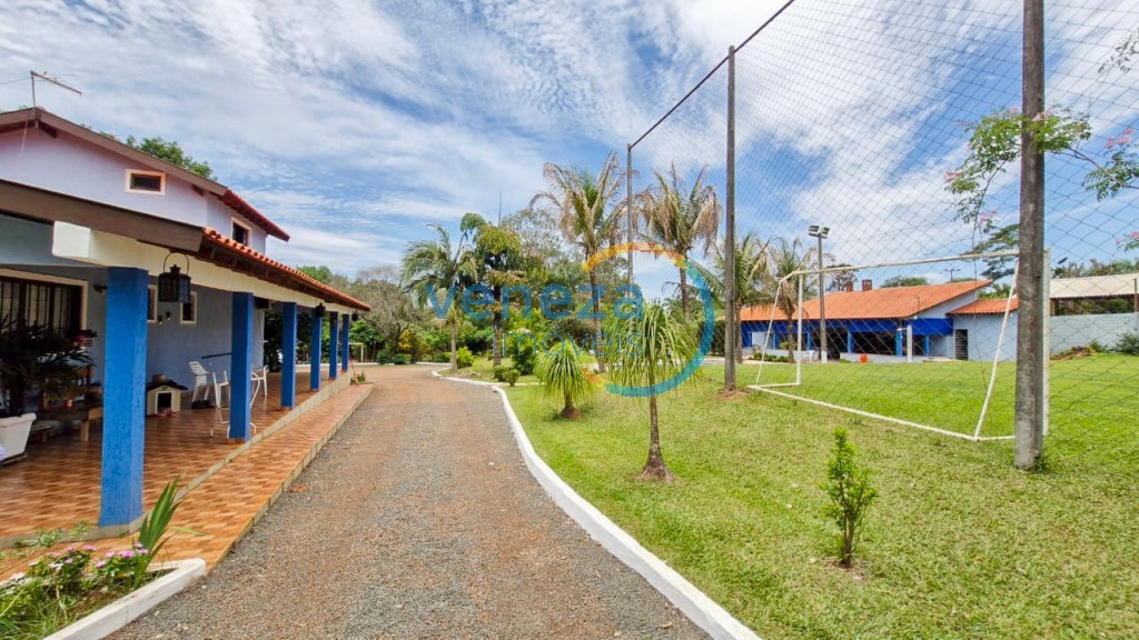 Chácara-imóvel-rural à venda no bairro Recanto Santa Andrea de Cambe com 150m<sup>2</sup> útil, 3 quartos