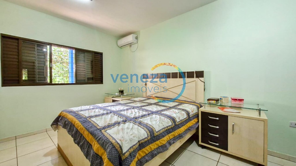 Chácara-imóvel-rural à venda no bairro Recanto Santa Andrea de Cambe com 150m<sup>2</sup> útil, 3 quartos