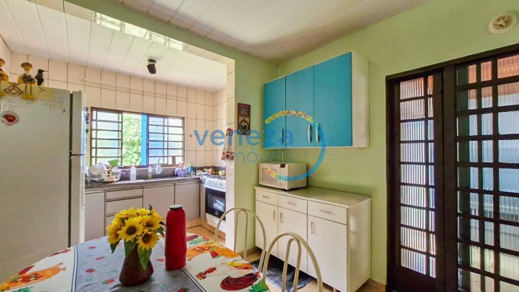 Chácara-imóvel-rural à venda no bairro Recanto Santa Andrea de Cambe com 150m<sup>2</sup> útil, 3 quartos