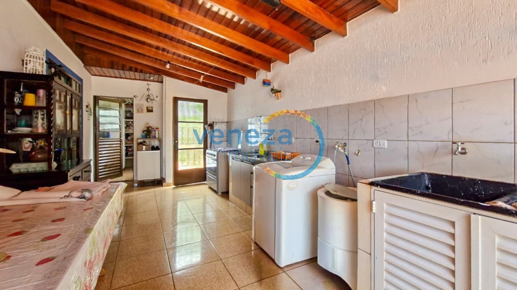 Chácara-imóvel-rural à venda no bairro Recanto Santa Andrea de Cambe com 150m<sup>2</sup> útil, 3 quartos