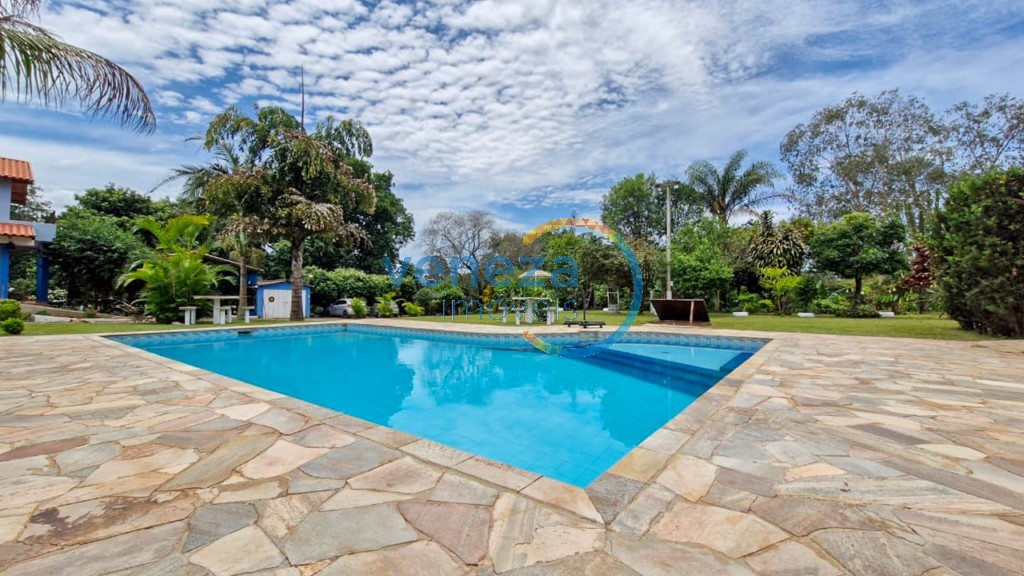 Chácara-imóvel-rural à venda no bairro Recanto Santa Andrea de Cambe com 150m<sup>2</sup> útil, 3 quartos