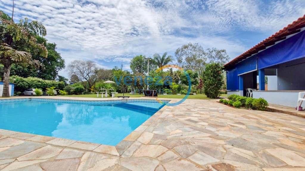 Chácara-imóvel-rural à venda no bairro Recanto Santa Andrea de Cambe com 150m<sup>2</sup> útil, 3 quartos