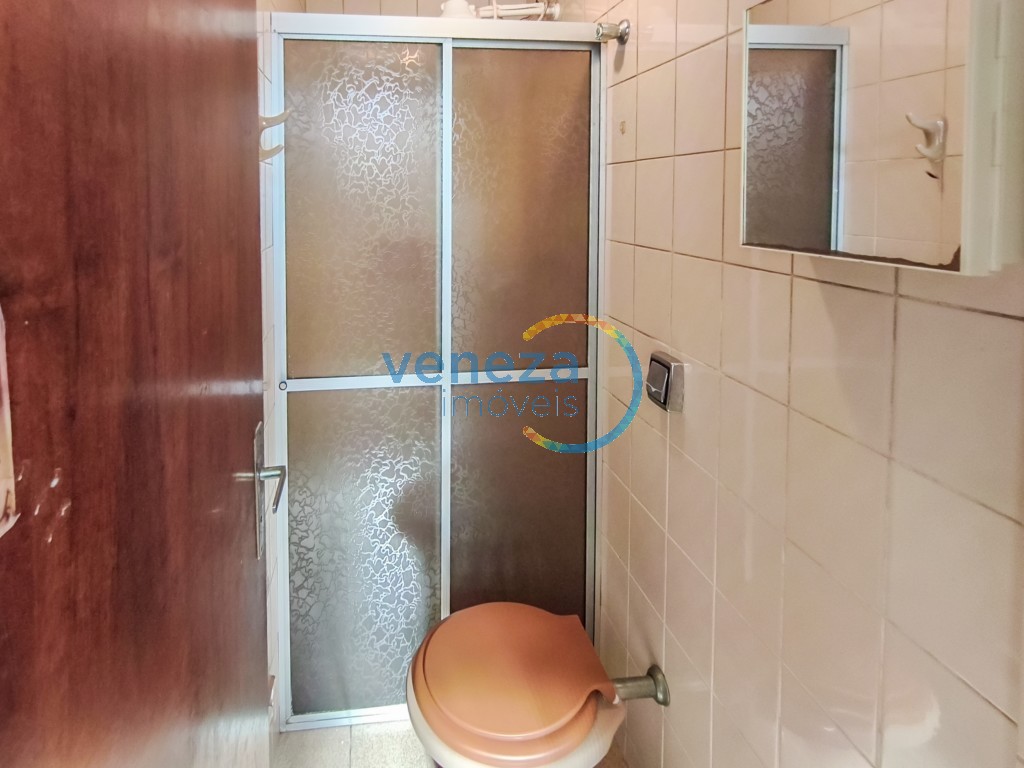 Apartamento à venda no bairro Centro de Londrina com 92.91m<sup>2</sup> útil, 3 quartos, 1 vaga de garagem