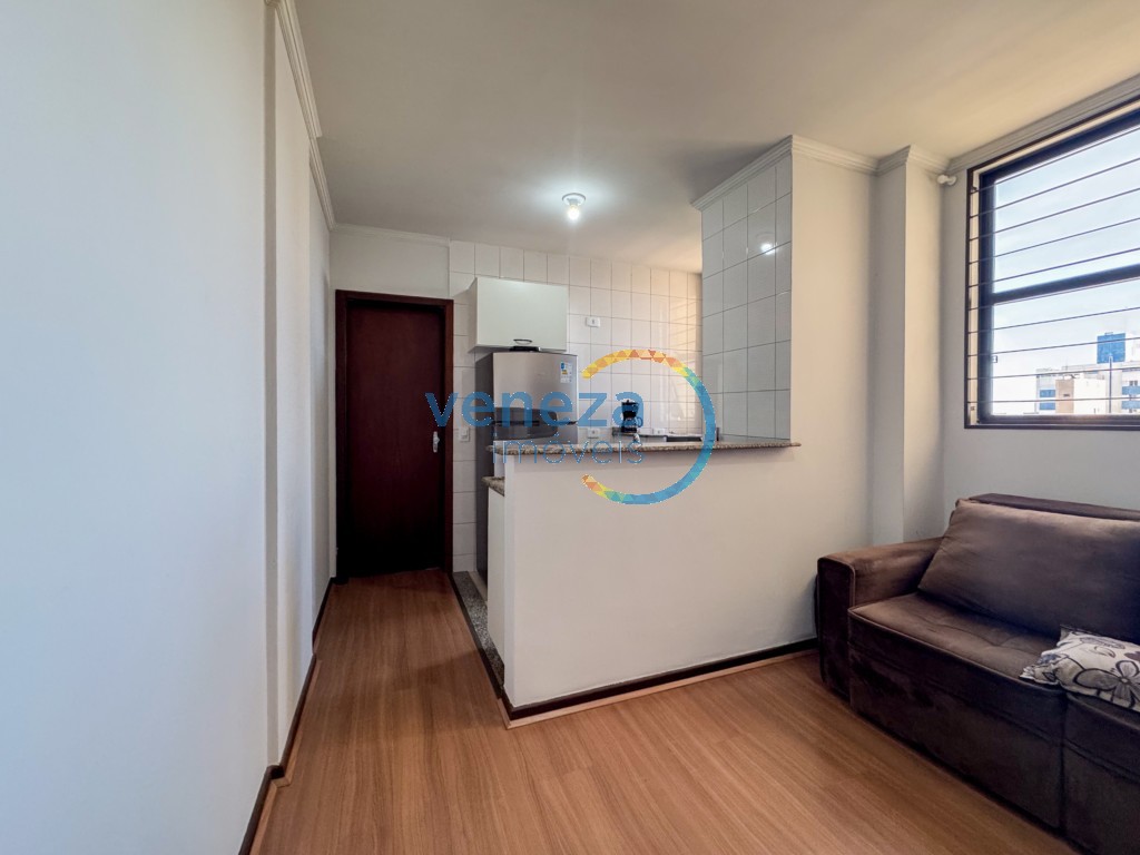 Apartamento à venda no bairro Centro de Londrina com 33.22m<sup>2</sup> útil, 1 quarto