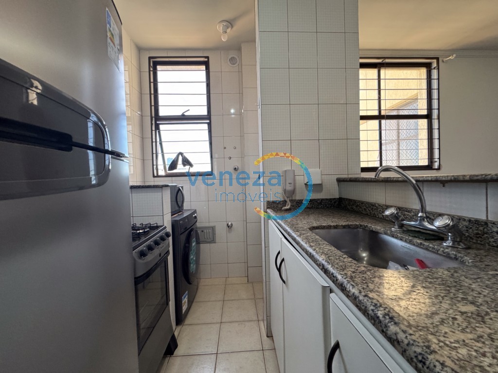 Apartamento à venda no bairro Centro de Londrina com 33.22m<sup>2</sup> útil, 1 quarto