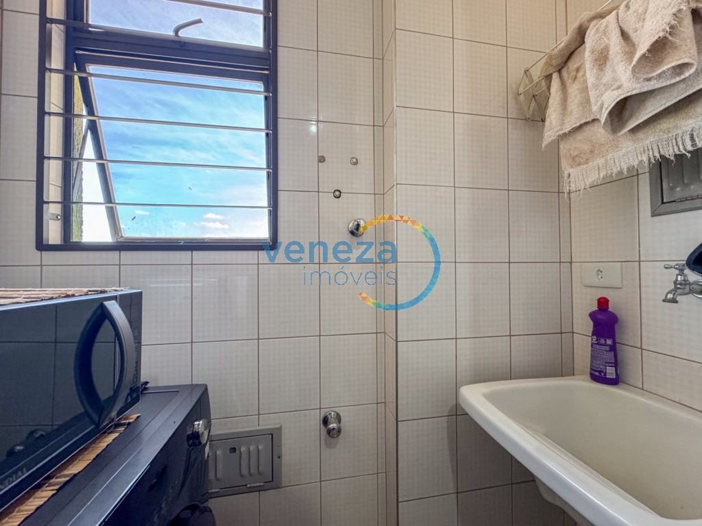 Apartamento à venda no bairro Centro de Londrina com 33.22m<sup>2</sup> útil, 1 quarto