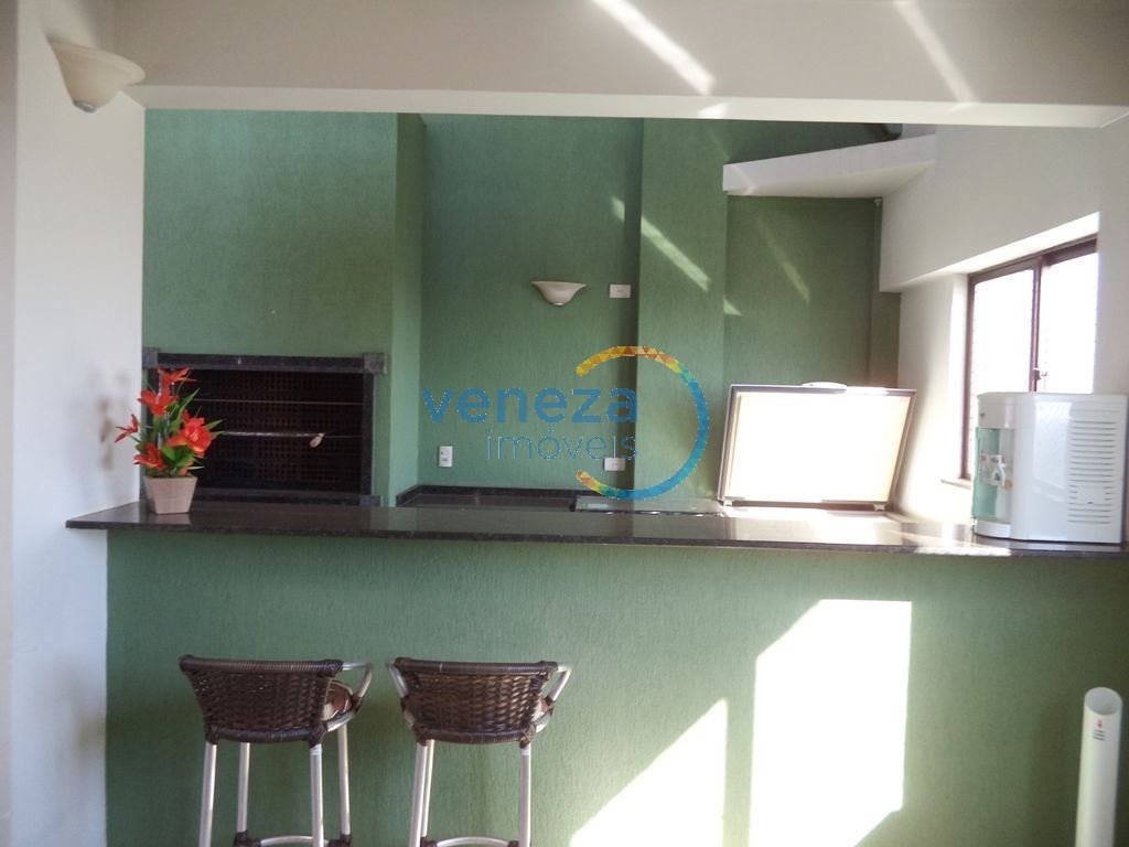 Apartamento à venda no bairro Centro de Londrina com 33.22m<sup>2</sup> útil, 1 quarto