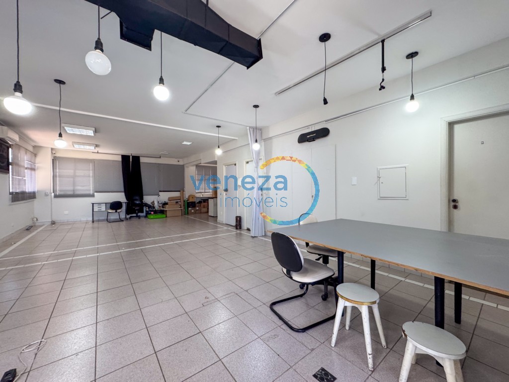 Sala para locação no bairro Centro de Londrina com 110.5m<sup>2</sup> útil, 1 vaga de garagem