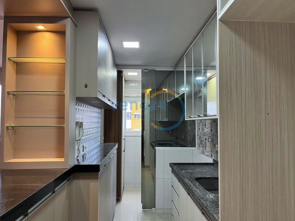 Apartamento à venda no bairro Gleba Palhano de Londrina com 68m<sup>2</sup> útil, 3 quartos, 1 vaga de garagem