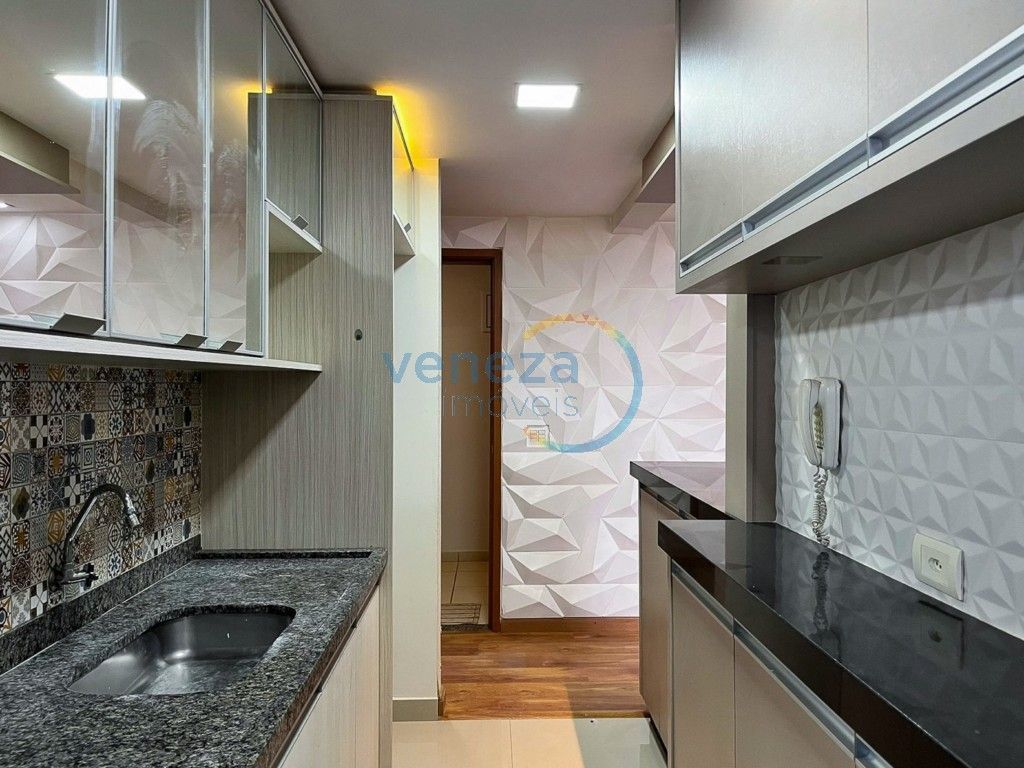 Apartamento à venda no bairro Gleba Palhano de Londrina com 68m<sup>2</sup> útil, 3 quartos, 1 vaga de garagem